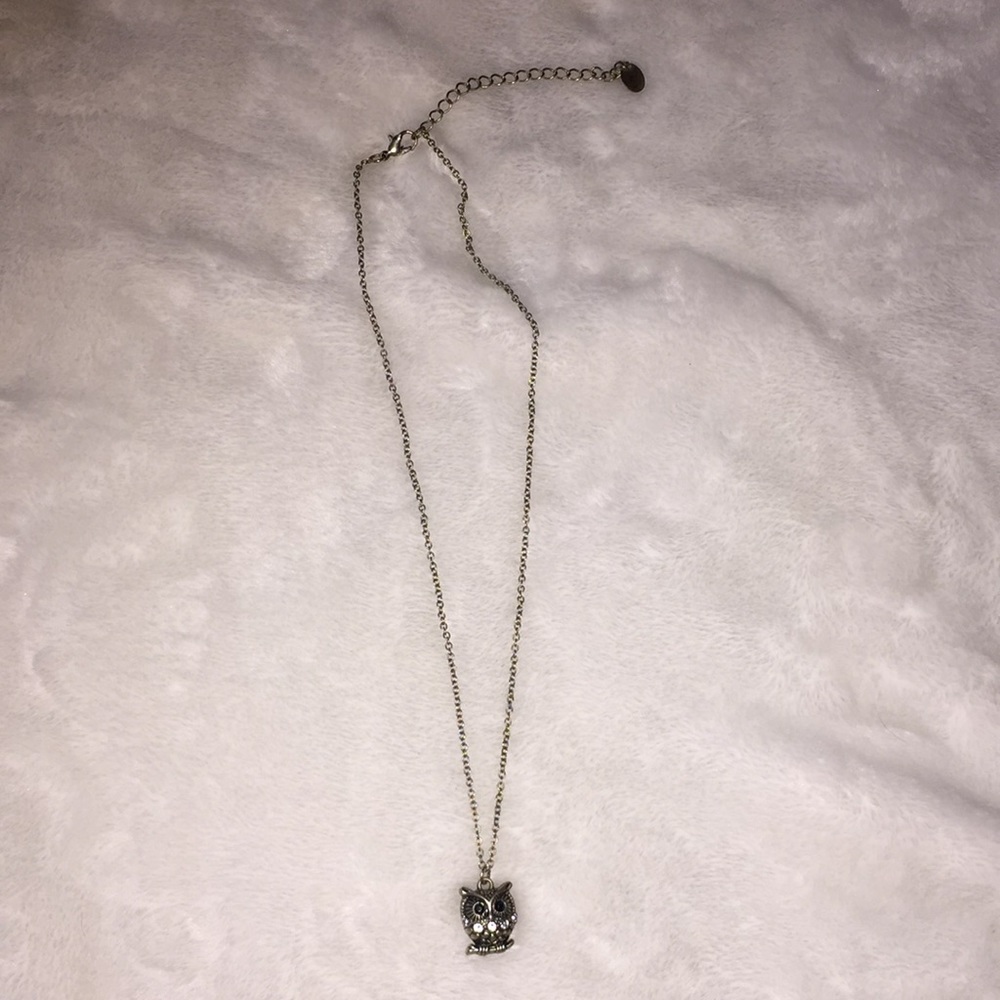 5/$25 🦋 owl necklace